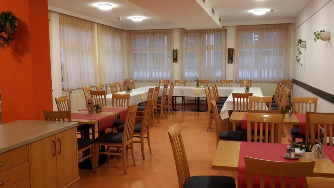Hotel - Restaurant Martinihof Neudorfl المظهر الخارجي الصورة