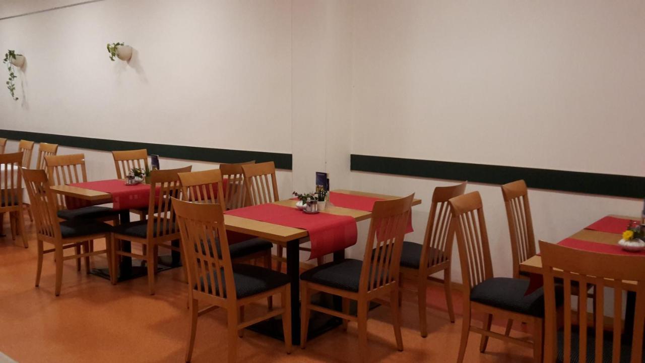 Hotel - Restaurant Martinihof Neudorfl المظهر الخارجي الصورة