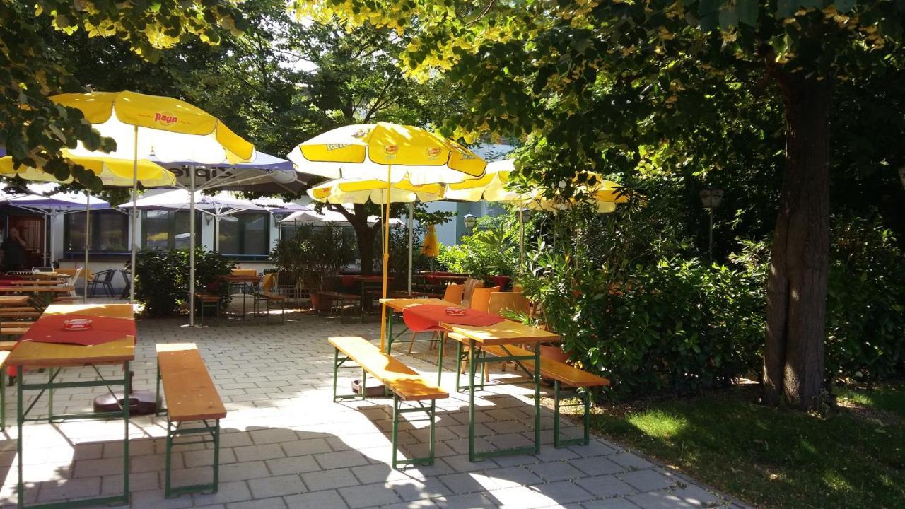 Hotel - Restaurant Martinihof Neudorfl المظهر الخارجي الصورة